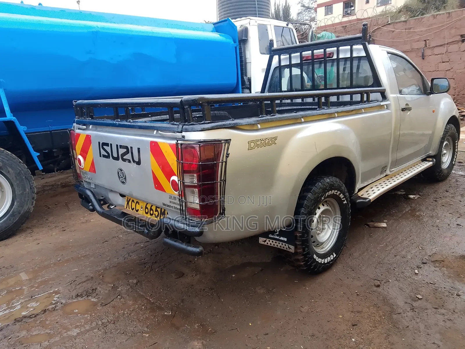 Isuzu D-MAX 2014 Gray