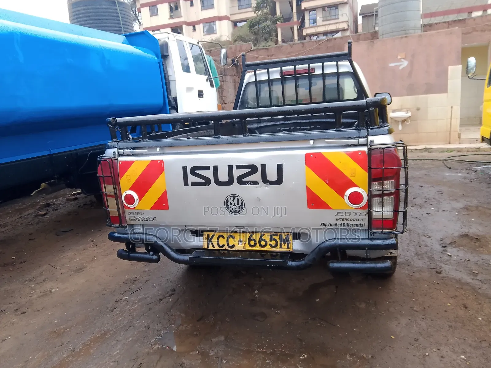 Isuzu D-MAX 2014 Gray