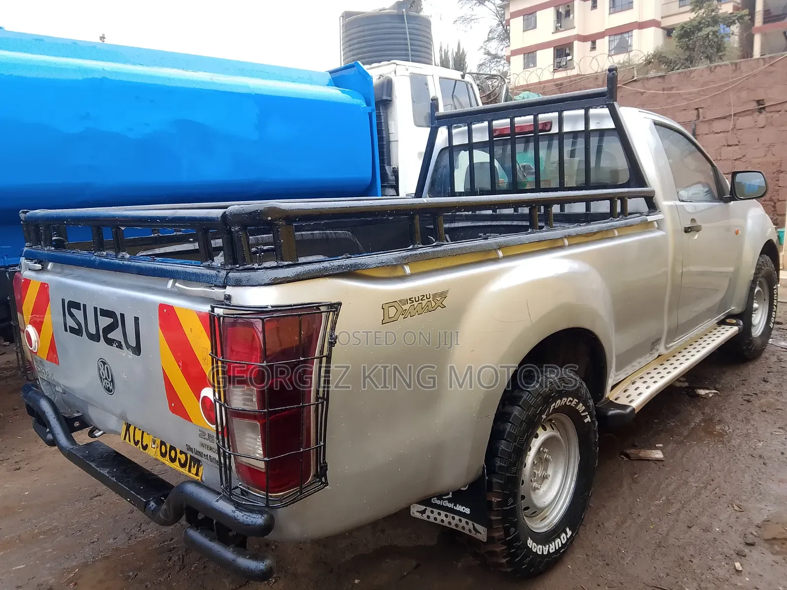 Isuzu D-MAX 2014 Gray