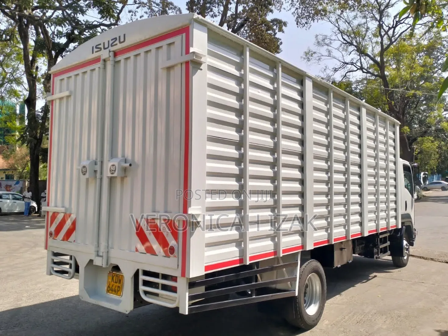 Isuzu FRR 90 2022 White