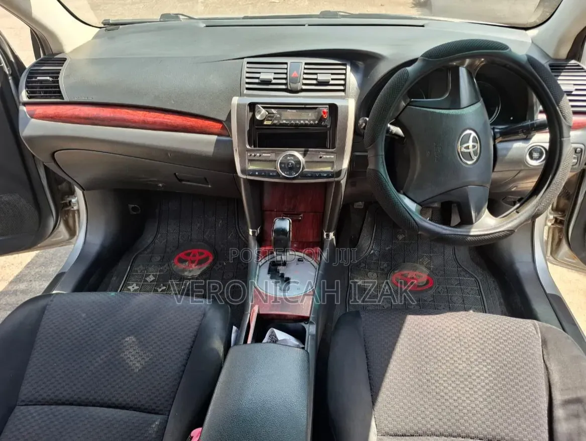 Toyota Premio 2007 Silver