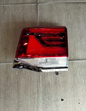 Land Cruiser Fj200 Taillamp Body Original -Left
