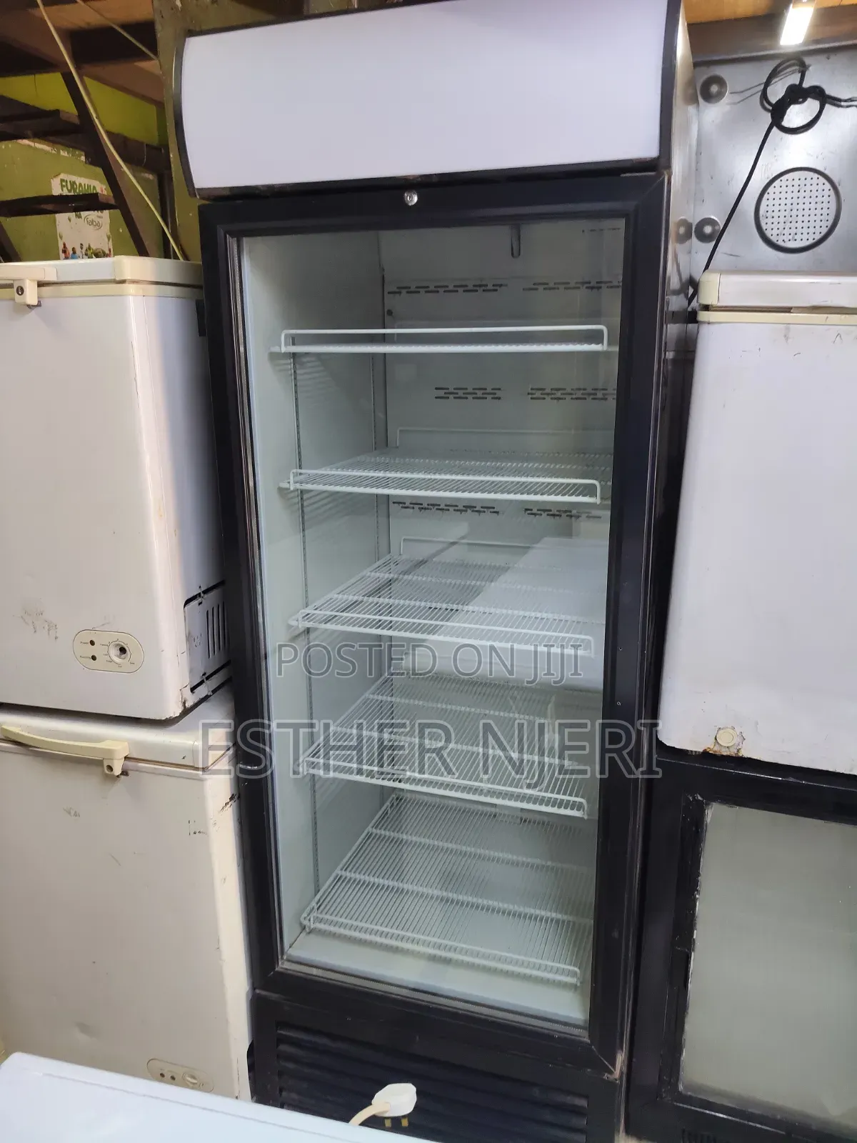 Super Clean Freestanding Display Counter Fridge Has 4trays Very Wide