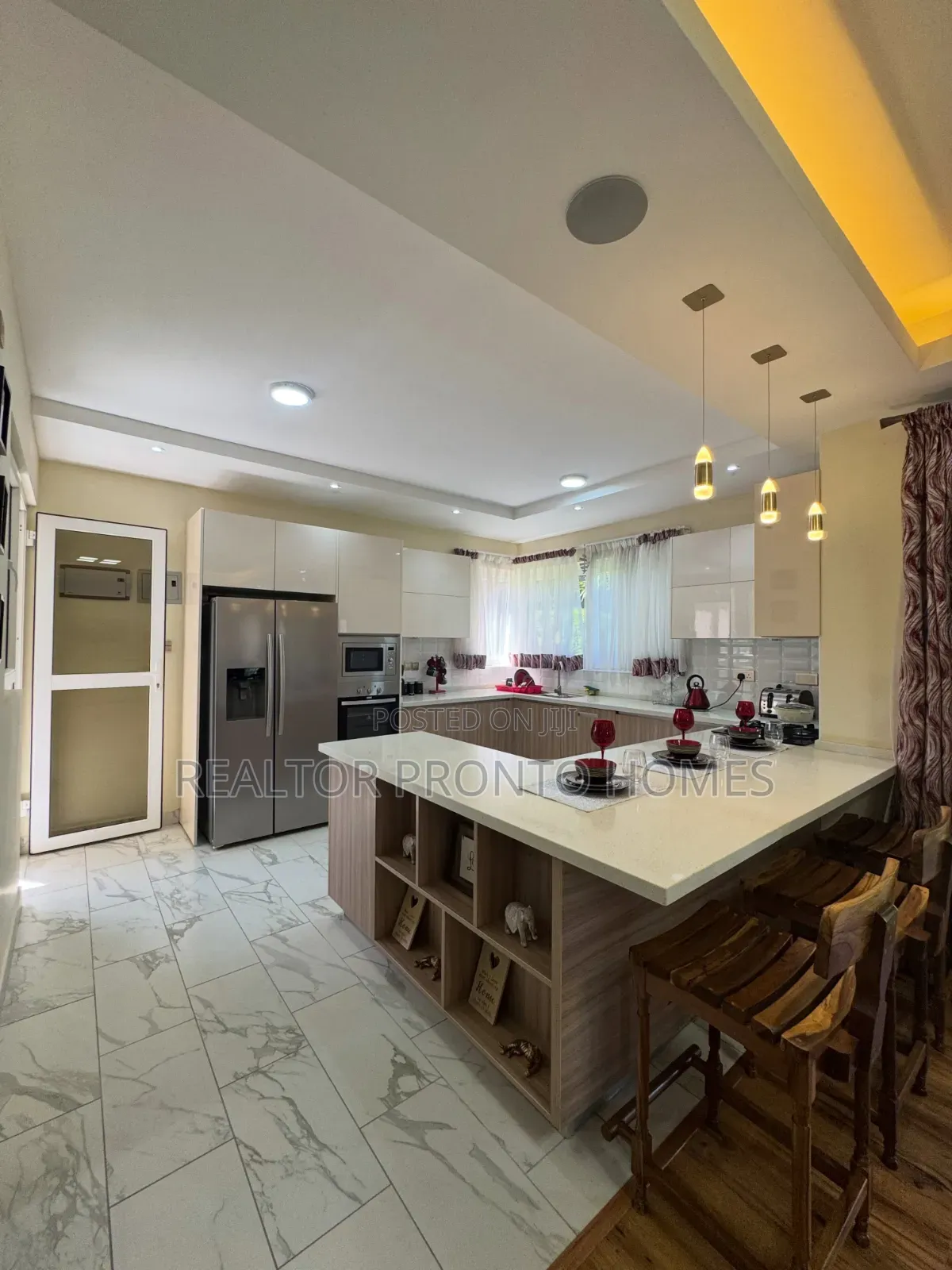 4bdrm Townhouse/Terrace in Kiambu Road, Runda for sale