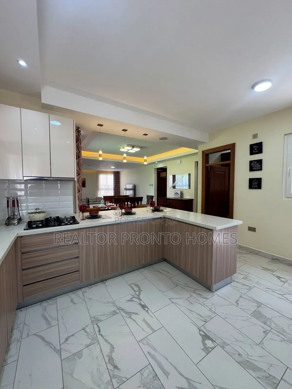 4bdrm Townhouse/Terrace in Kiambu Road, Runda for sale