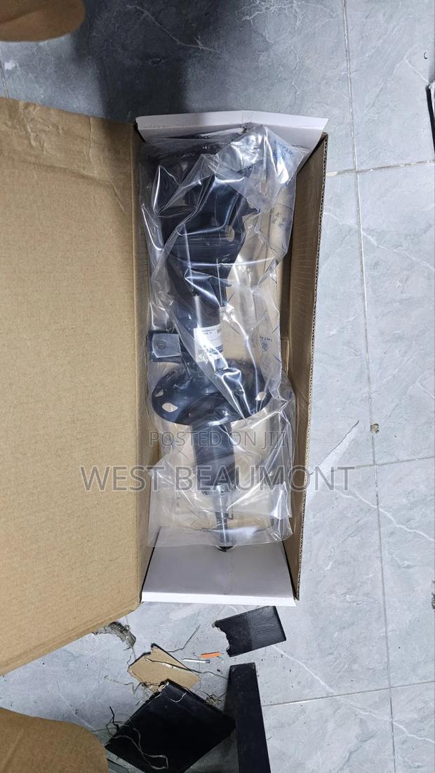 Honda Vezel Front Shock Absorber
