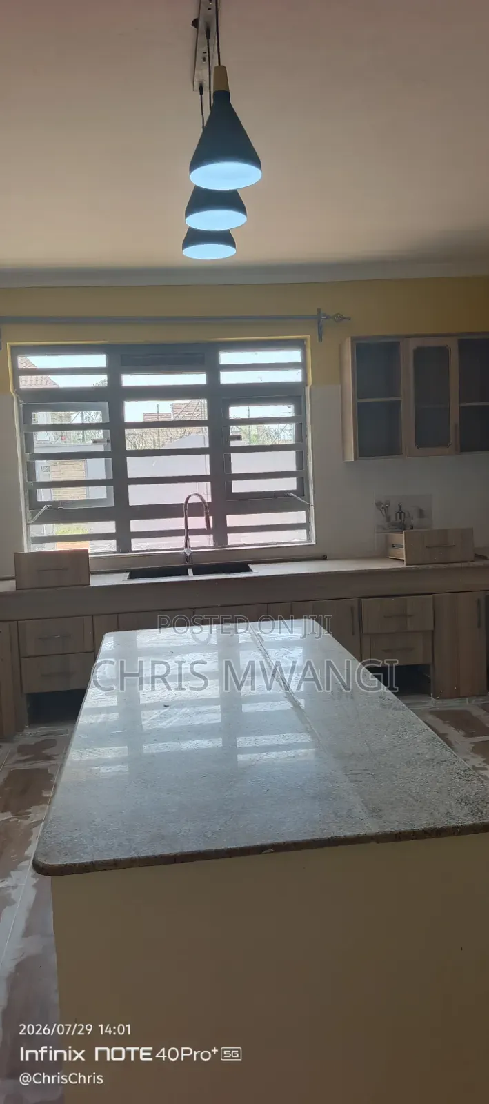 4bdrm Mansion in Croton Estate, Kenyatta Road / Theta for sale