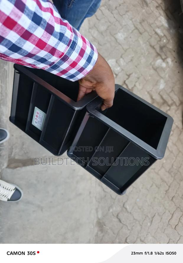 Plastic Cube Moulds