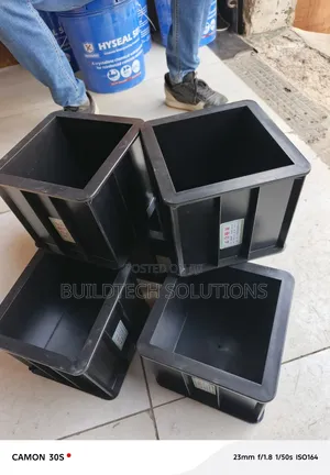 Plastic Cube Moulds