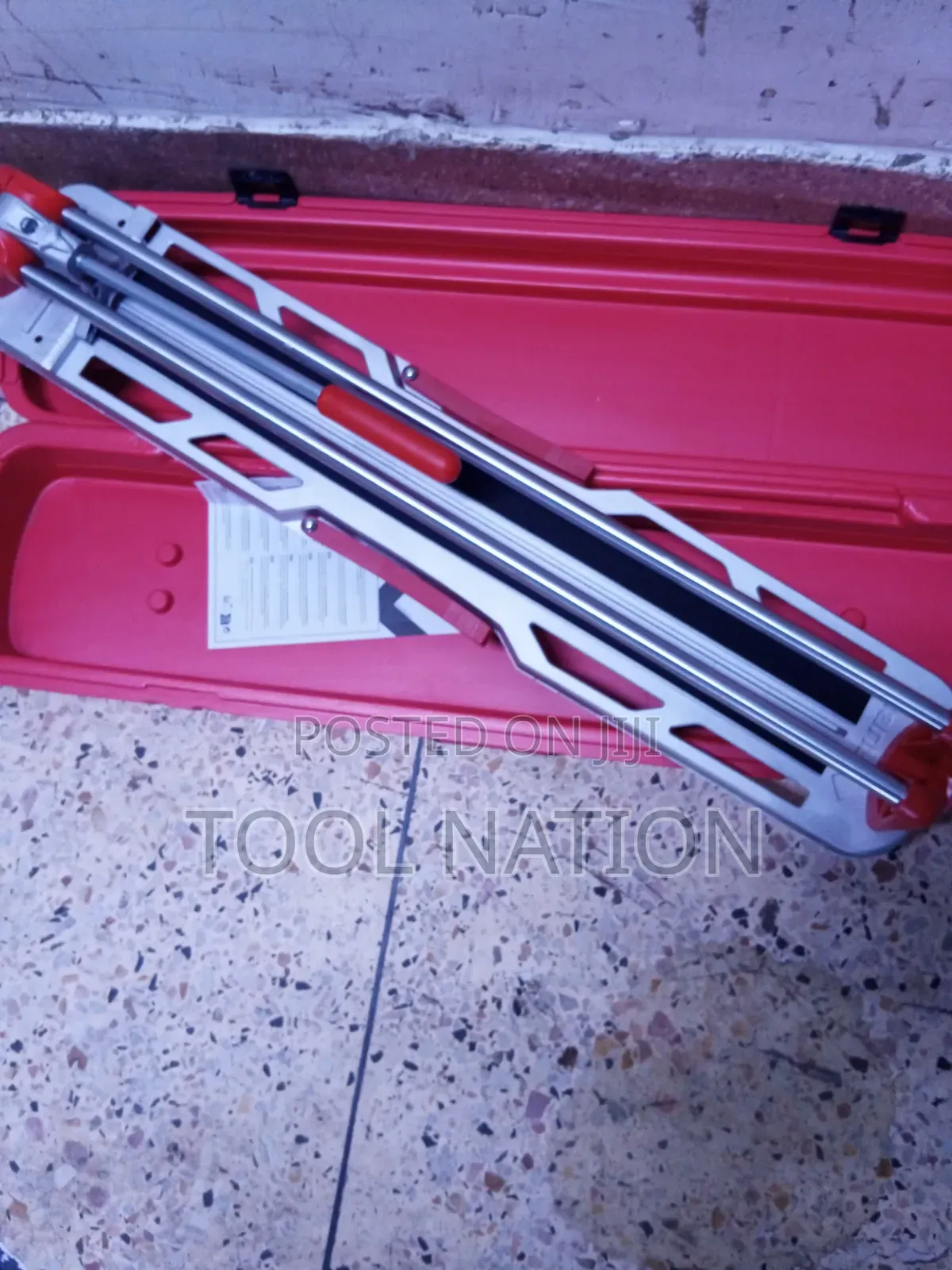 Rubi Heavy Duty Tiles Cutting Machine