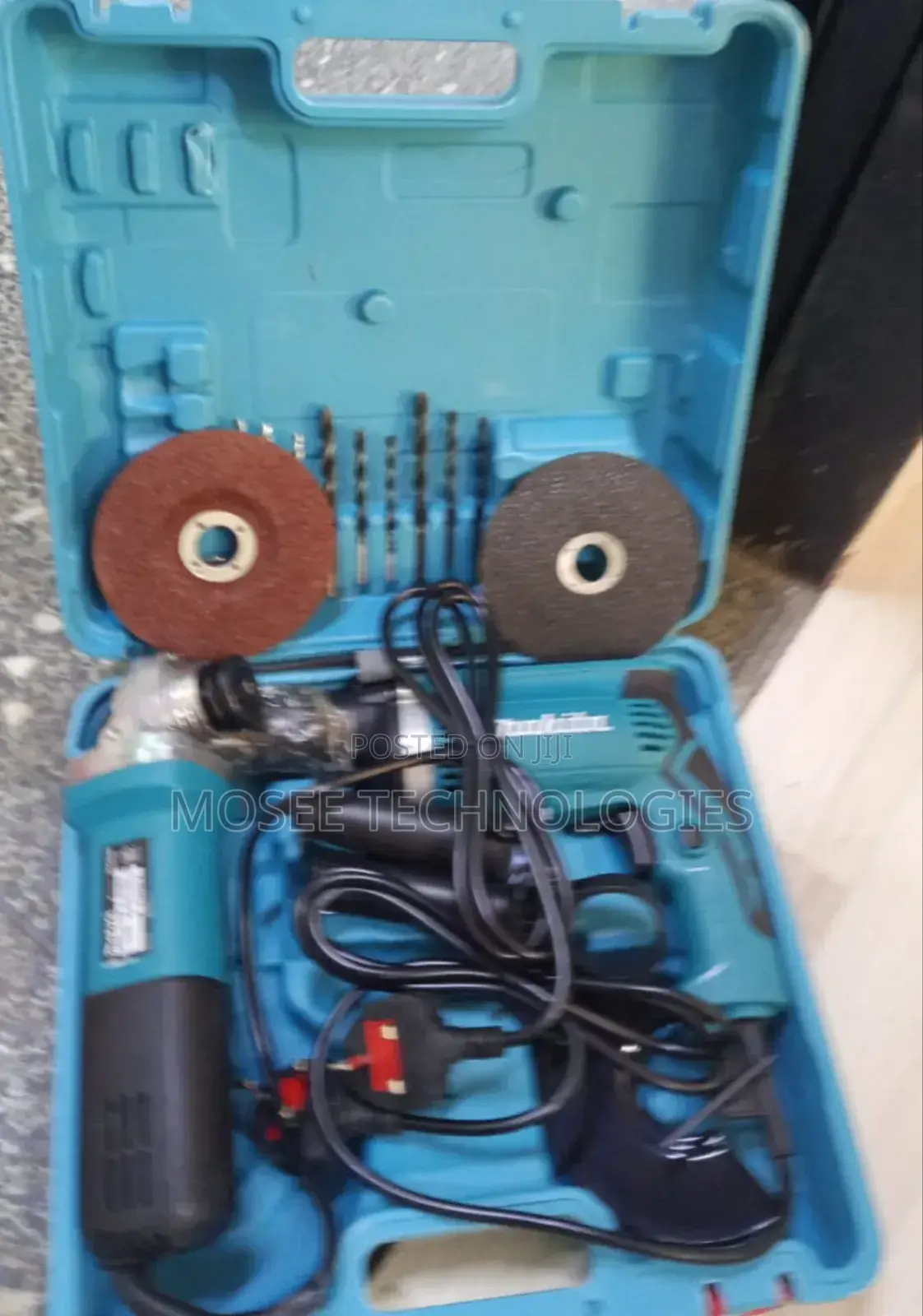 Makita Brushless Hammer Drill & Impact Driver Combo Kit