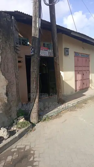 Shop to Let