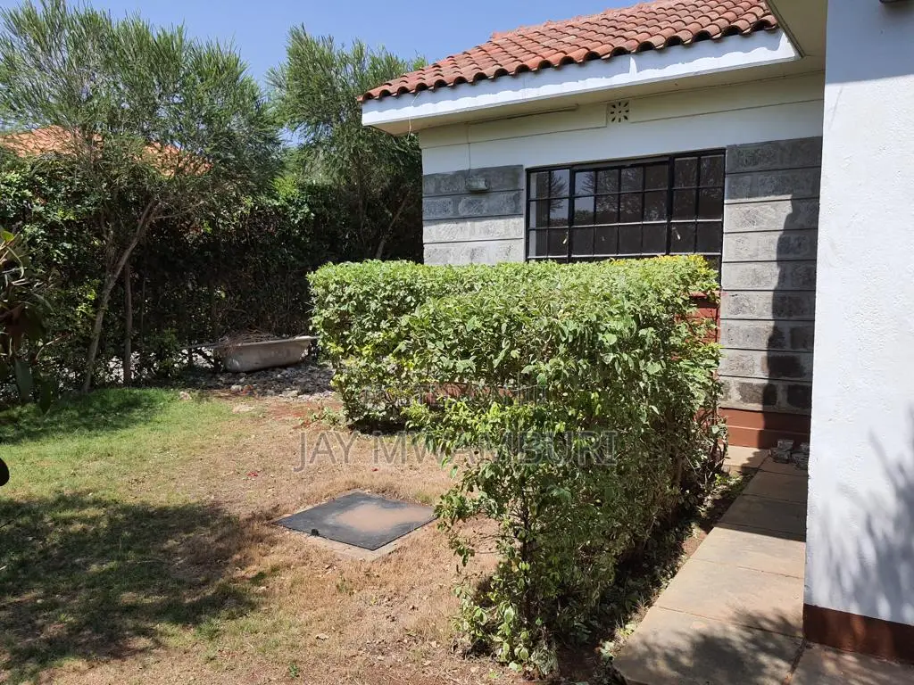 3bdrm Bungalow in Syokimau, Gateway Mall Area for sale