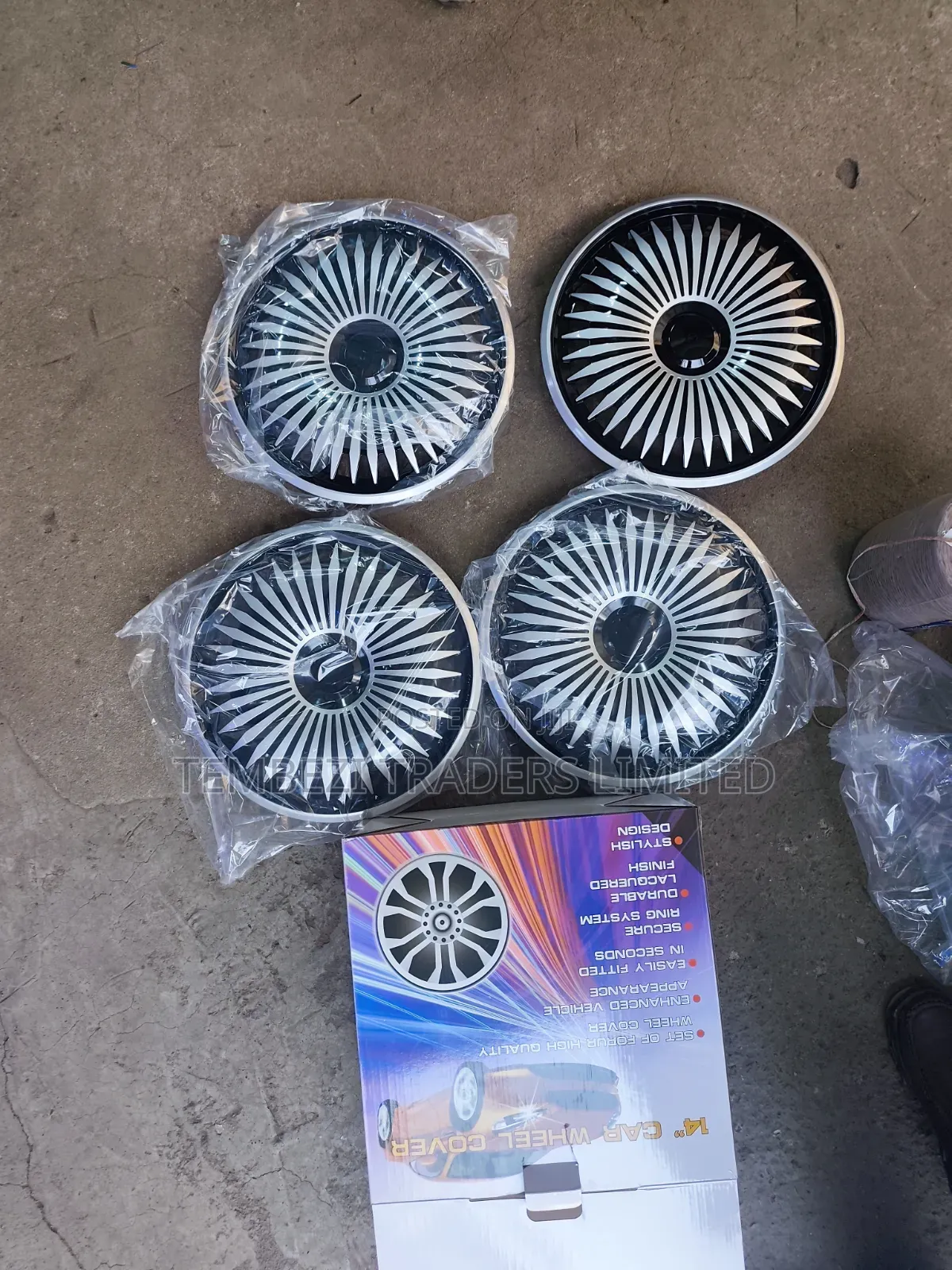 14 Inch Universal Wheel Covers / Hub Caps – Set of 4