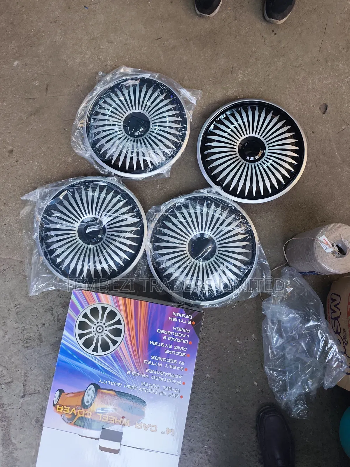 14 Inch Universal Wheel Covers / Hub Caps – Set of 4