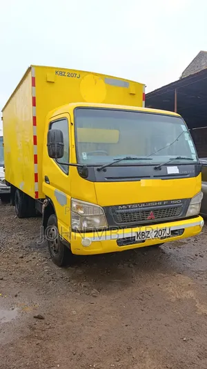 Mistubishi Canter 2013 Yellow