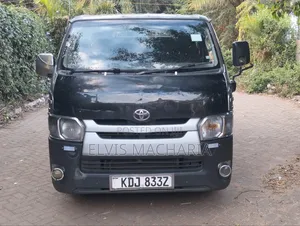 Toyota HiAce 2015 Black