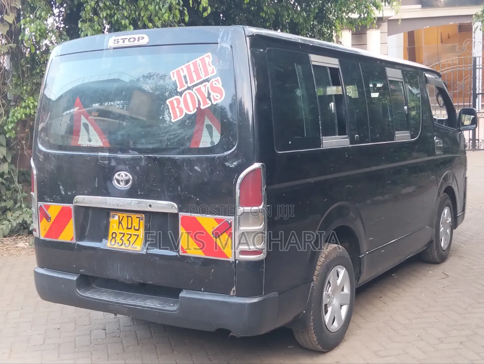Toyota HiAce 2015 Black