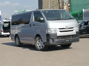 Toyota HiAce 2019 Silver