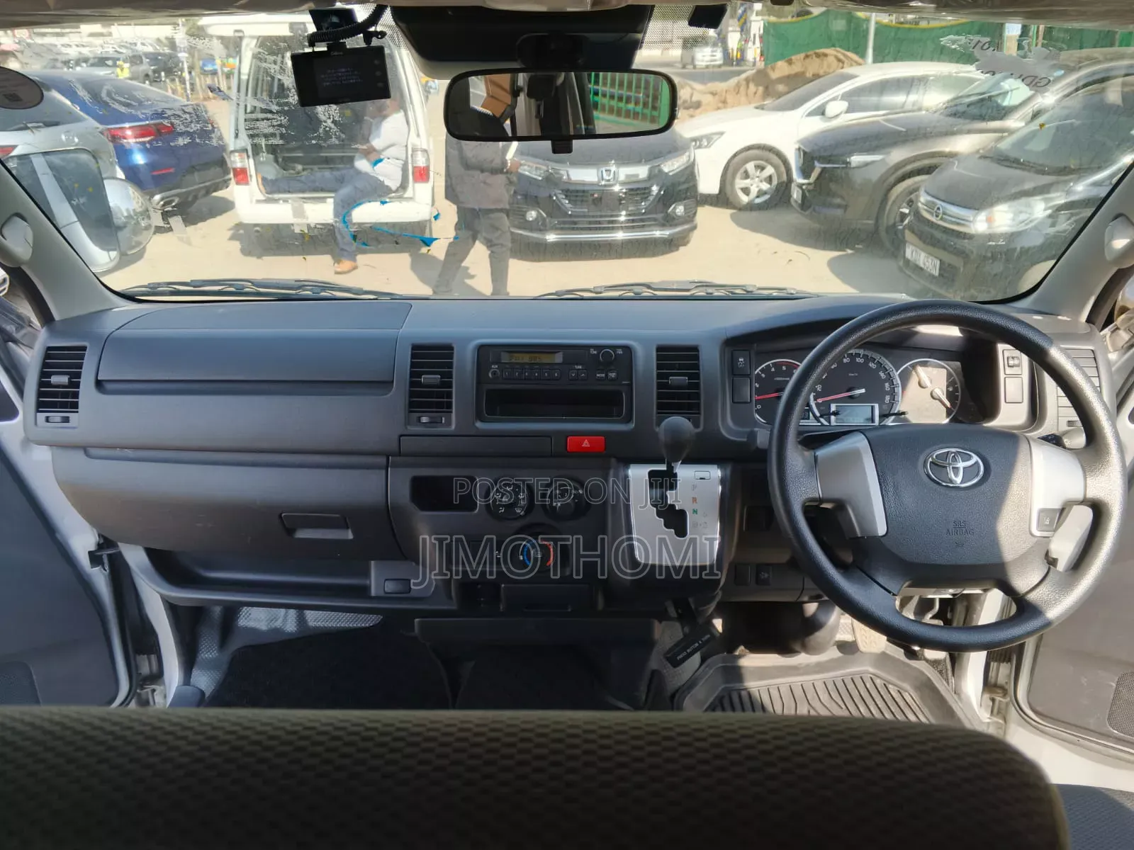 Toyota HiAce 2019 Silver