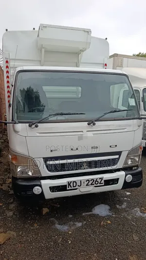 Mistubishi Canter 2022 White