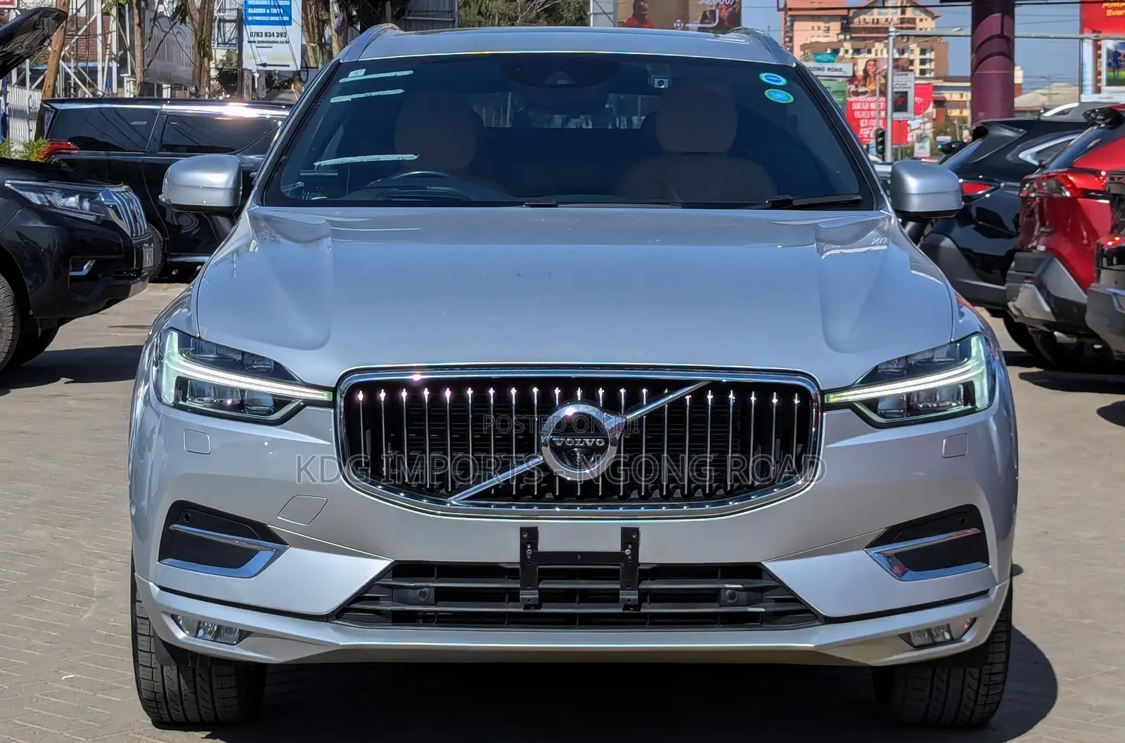 Volvo XC60 2019 Silver
