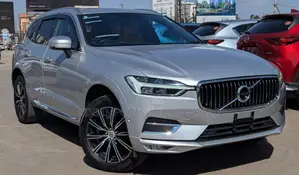Volvo XC60 2019 Silver