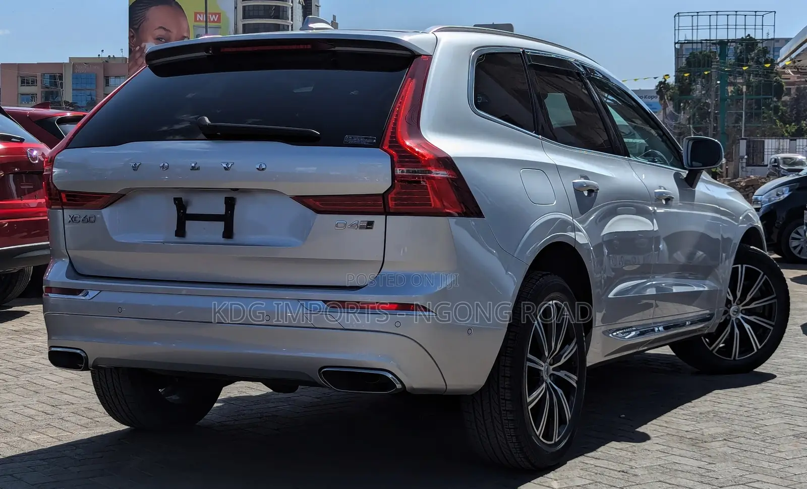 Volvo XC60 2019 Silver