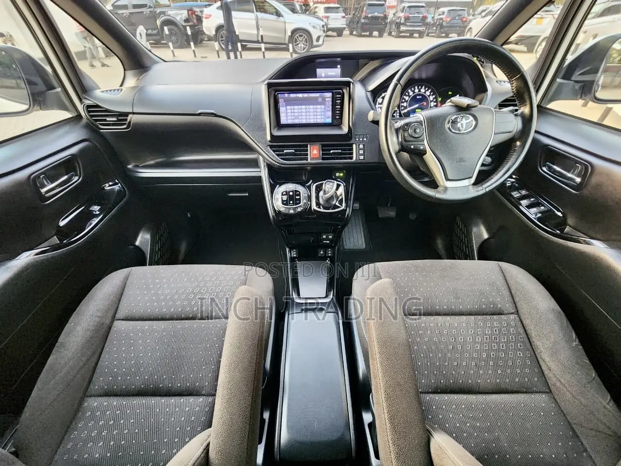 Toyota Noah 1.8 FWD Hybrid (7 seater) 2020 Pearl