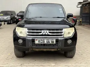 Mitsubishi Pajero 2008 Black