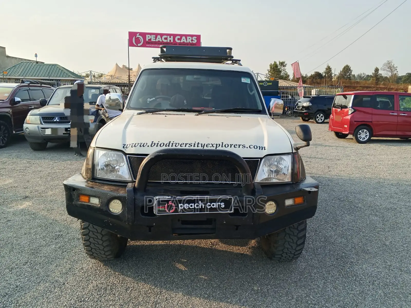 Toyota Land Cruiser Prado 2000 White