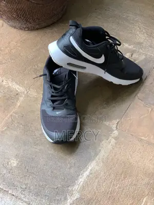 Nike Air Max Vision Black White (Size 10 Uk, Slightly Used)
