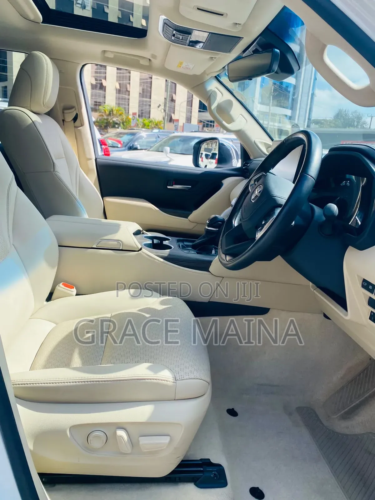 Toyota Land Cruiser LC300 2023 White