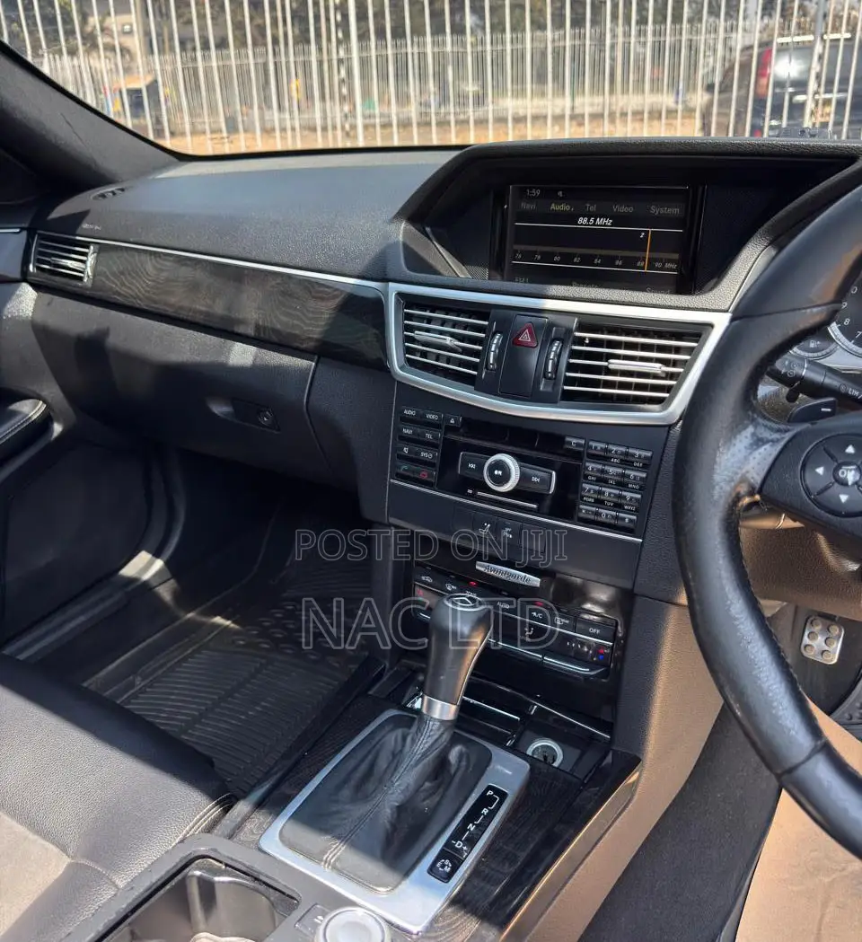 Mercedes-Benz E250 2010 White