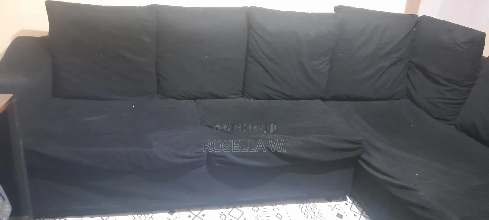 Black L Seat 6 Seater