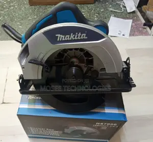 Makita HS7000 185mm Heavy-Duty Circular Saw for Carpentry