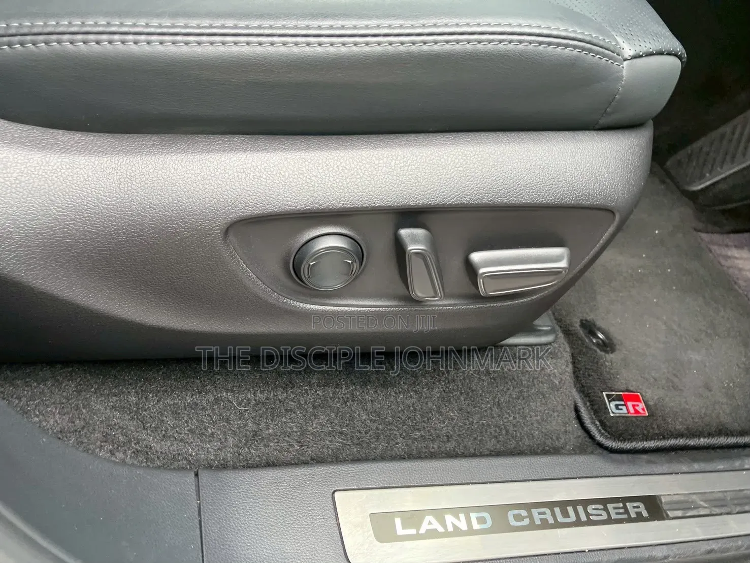 Toyota Land Cruiser 2021 White