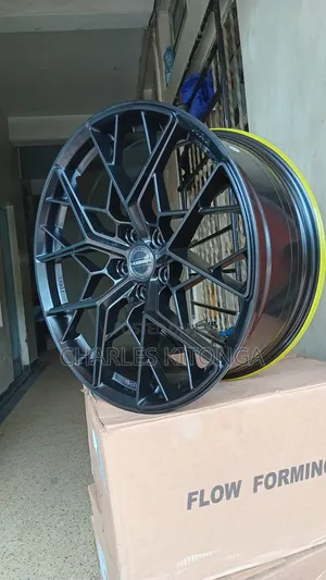 Size 18x8.0j Semi-Offset