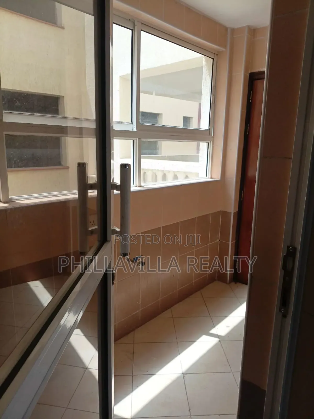 3bdrm Apartment in Katani for rent