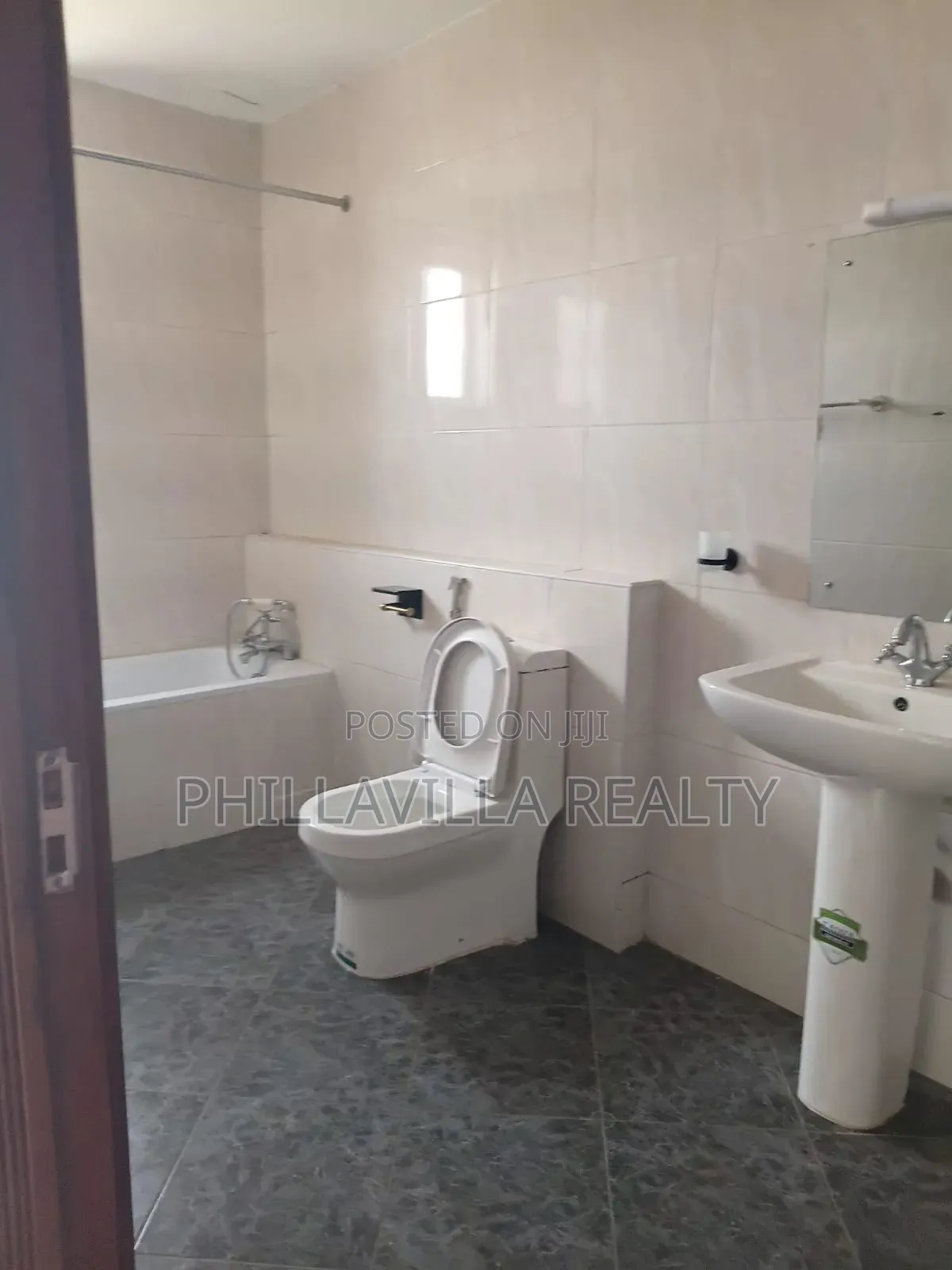 3bdrm Apartment in Katani for rent
