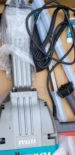 TOTAL 30KG Demolition Hammer – Heavy-Duty Electric Concrete Breaker