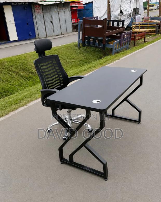Double Flame Table and a Chair - main view