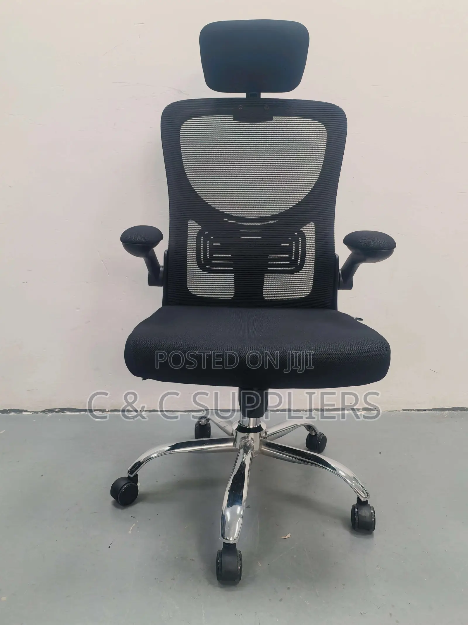 Swivel Mesh Desk Chair.