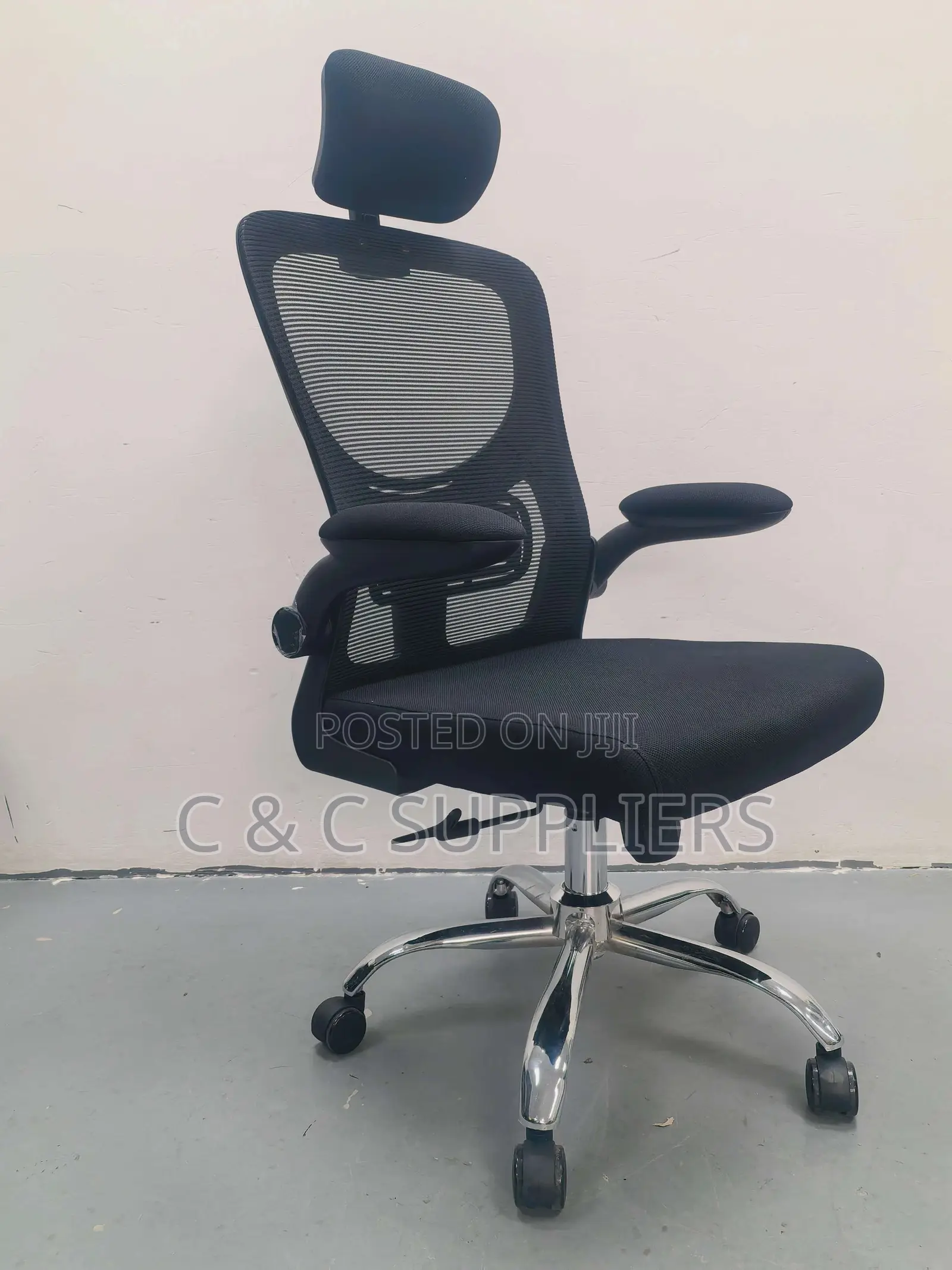 Swivel Mesh Desk Chair.
