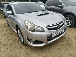 Subaru Legacy 2013 Silver