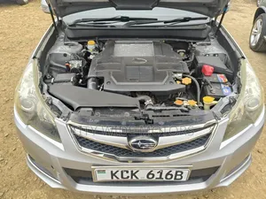 Subaru Legacy 2013 Silver