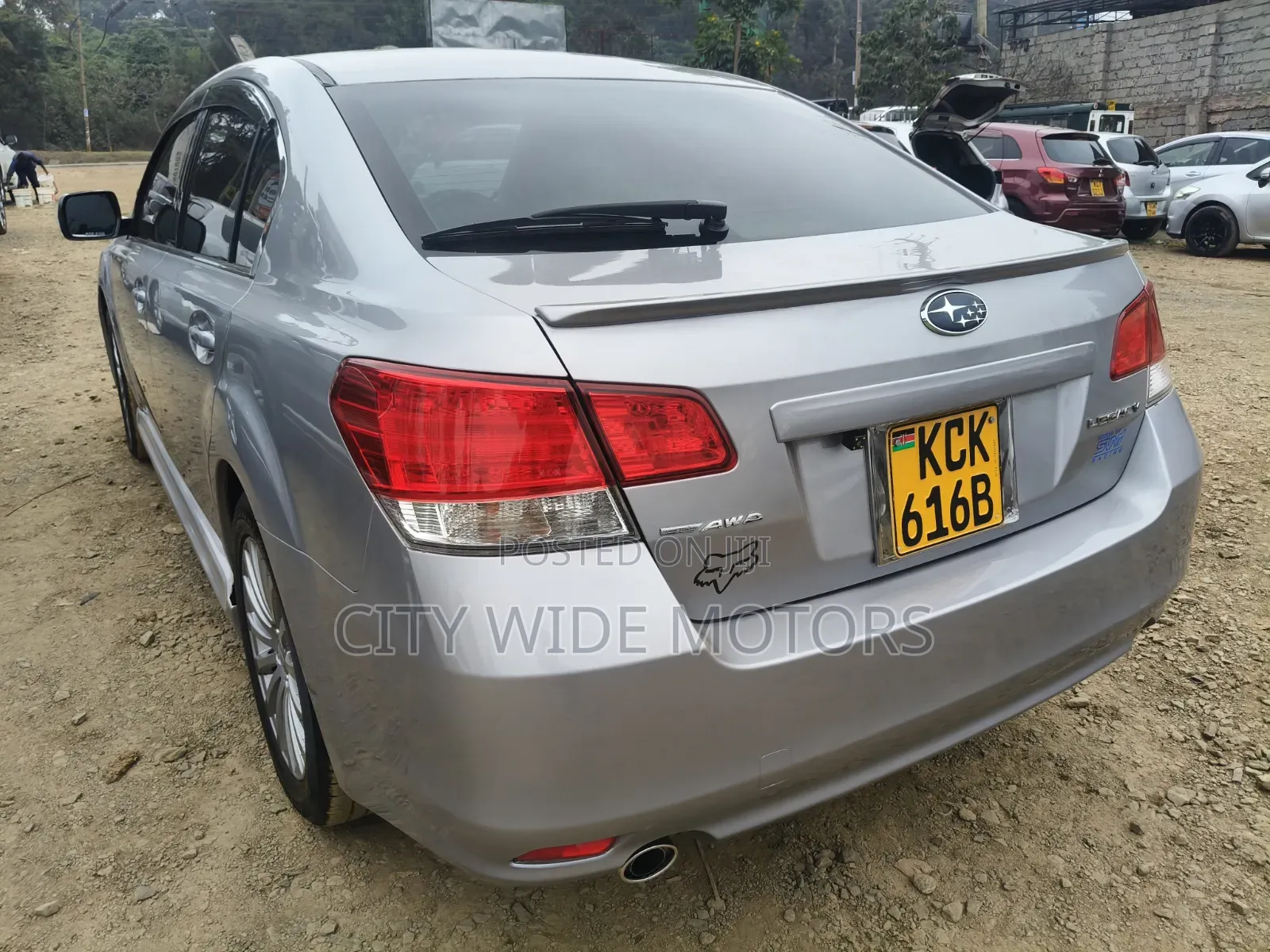 Subaru Legacy 2013 Silver