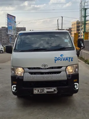 Toyota HiAce 2016 White