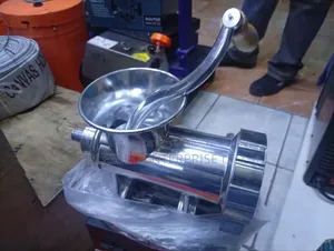 Limited Stock Manual Meat Mincer Machine M32