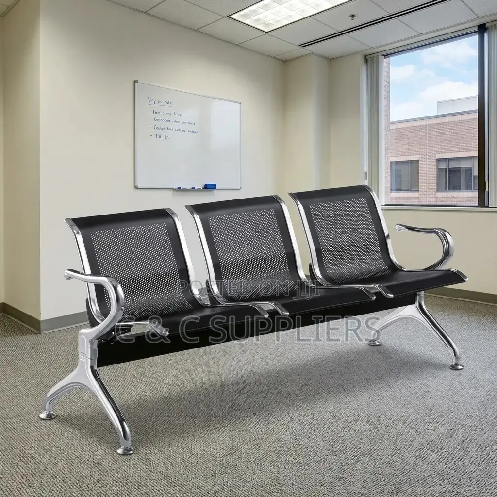 3-Link Black Waiting Bench